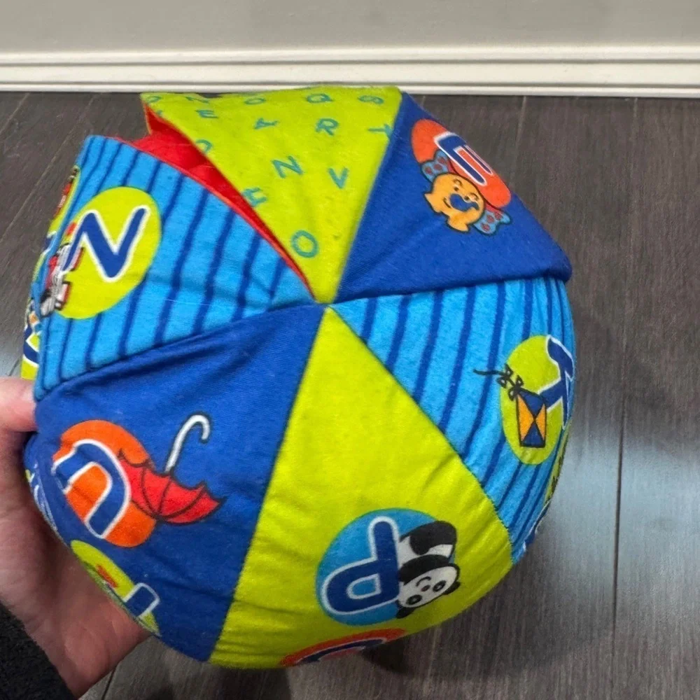Melissa & Doug K’s Kids 123 ABC Multicolor Learning Ball- Says ABCs of Numbers